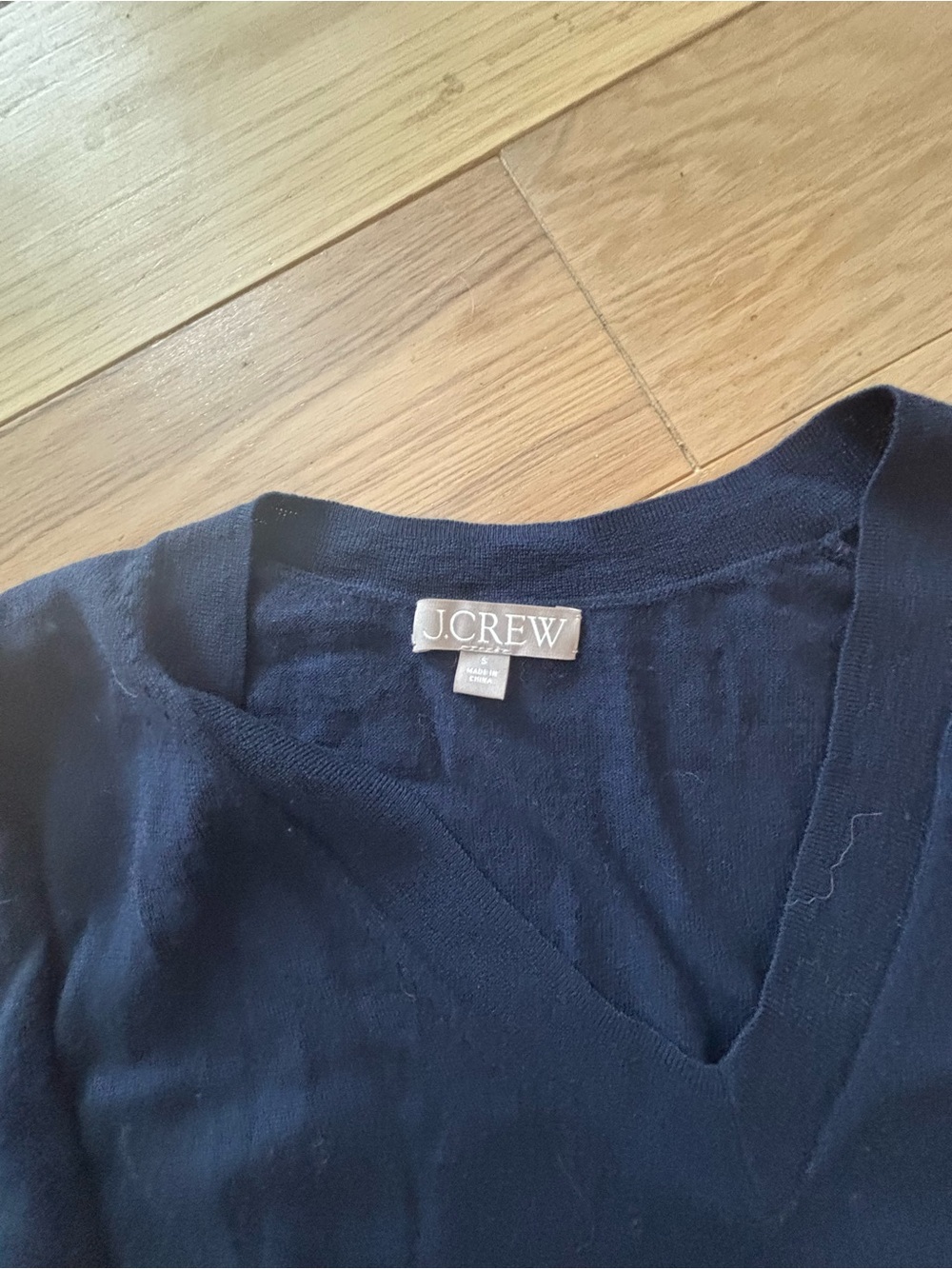 J.Crew Women’s Marino Wool Navy V-Neck Sweater Top